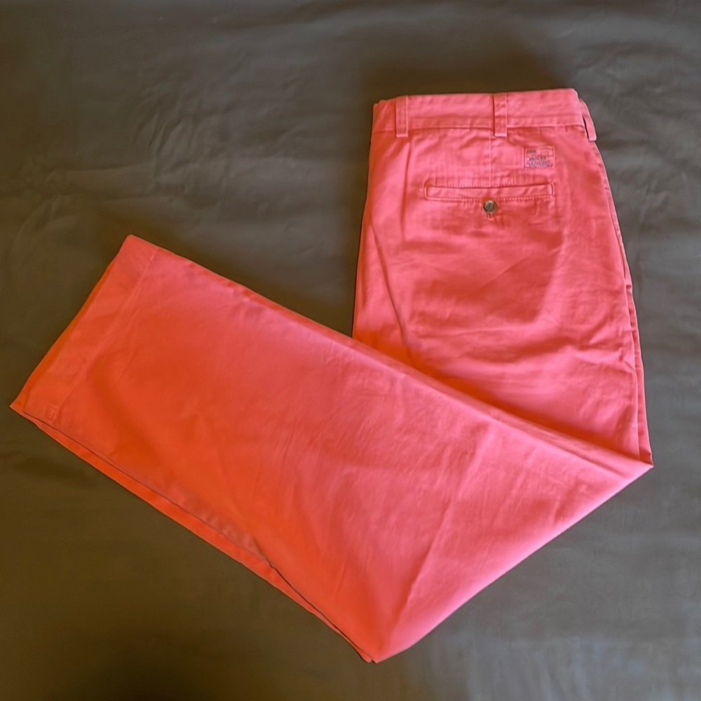 Men’s pink khakis